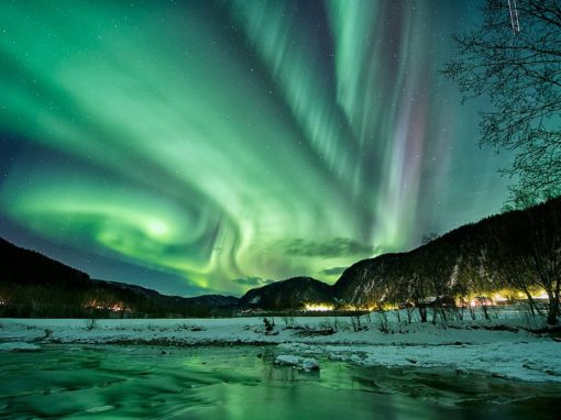 Northern Lights Tour Russia